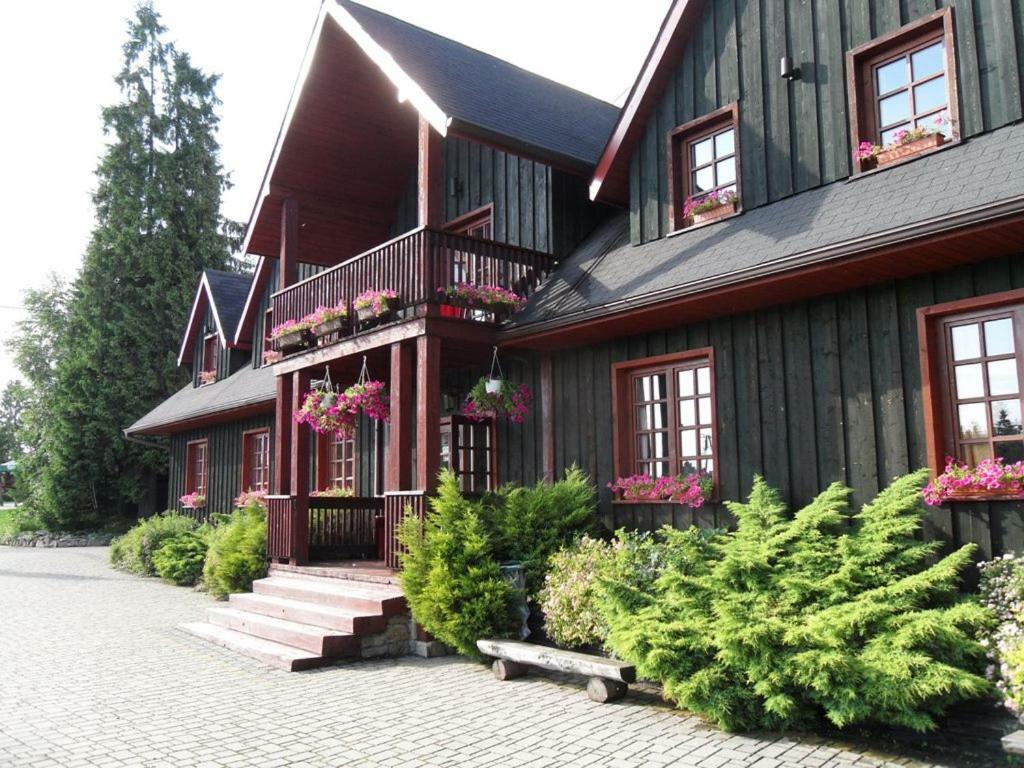 Gosciniec Pod Smrekami Bed & Breakfast Czorsztyn Exterior photo